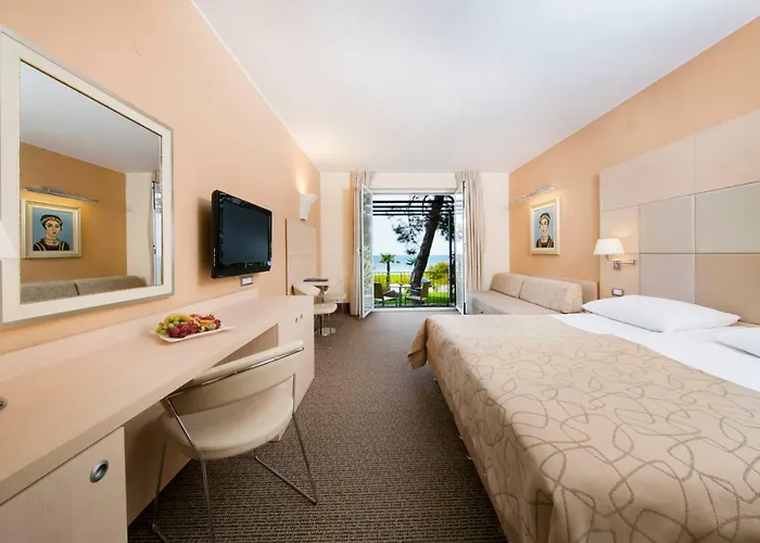 Mirta - San Simon Hotel 4*