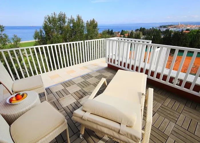 Mirta - San Simon Hotel 4*